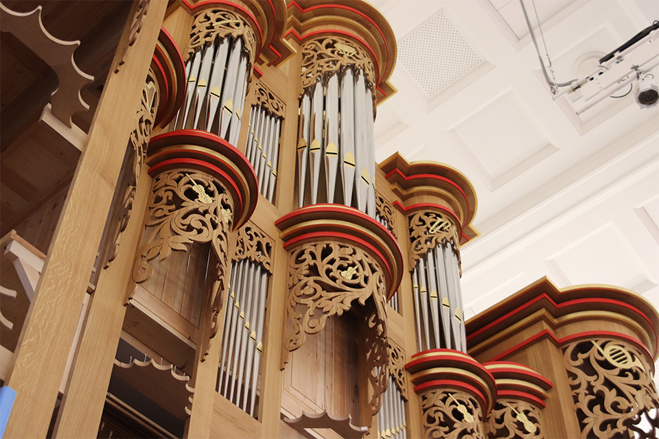 The elaborately decorated Flentrop Orgelbouw organ at the Royal College of Music